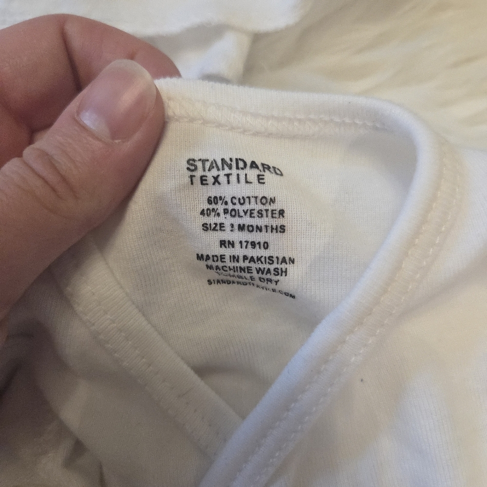 Baby Clothes TWINS Lot - Picture 15 of 16